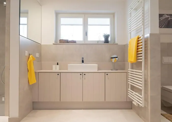 Spacious 3-bedroom Near Eilbekpark